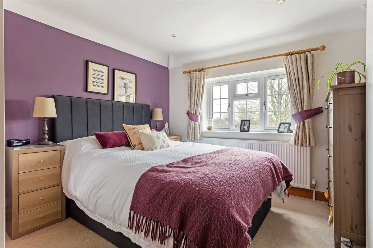Moat Close, Bramley, RG26