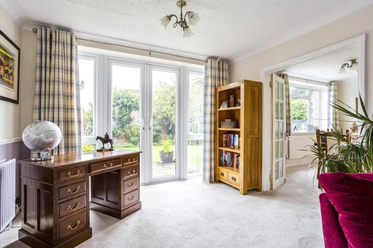 Almond Close, Old Basing, RG24