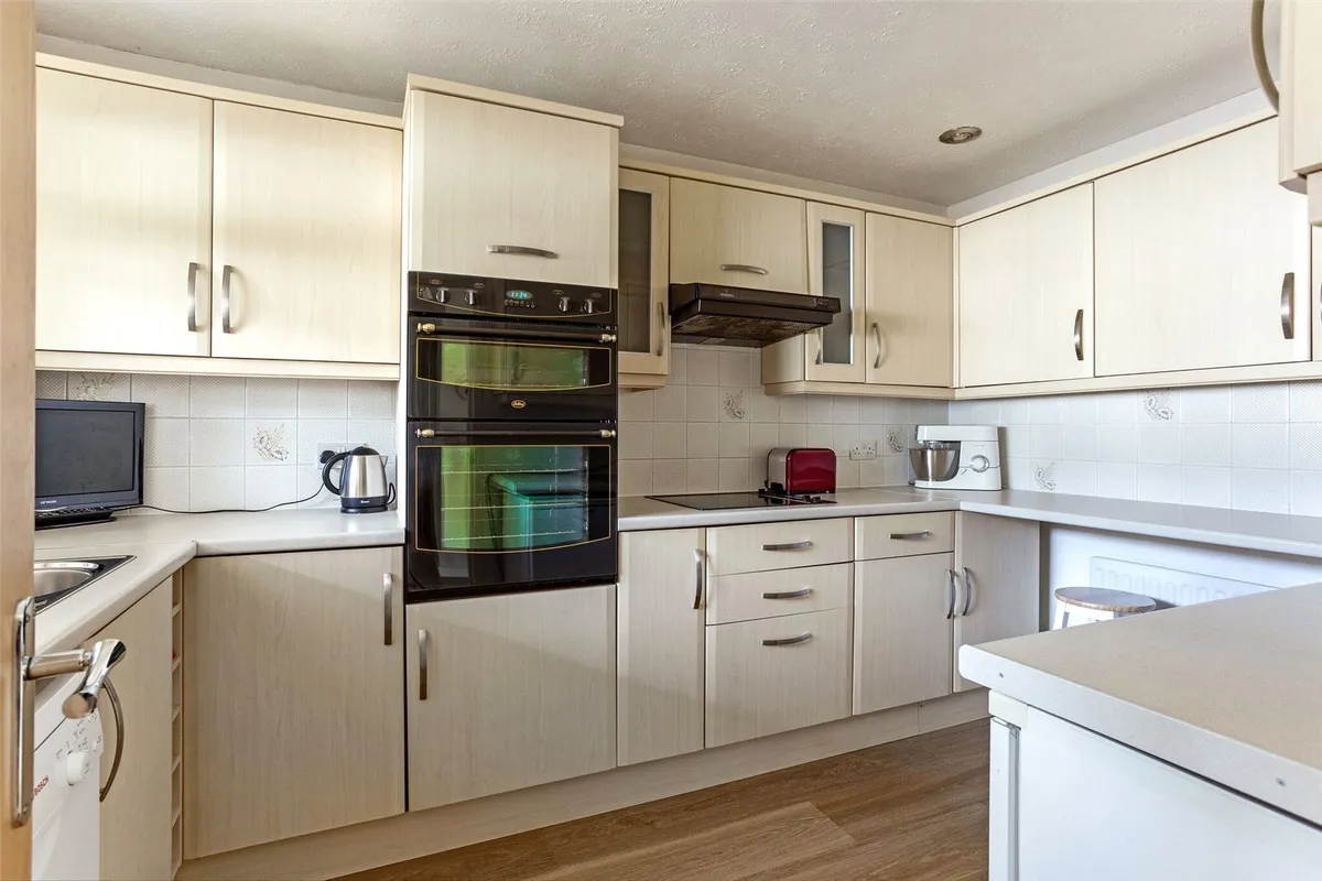 Fairthorne Rise, Old Basing, RG24