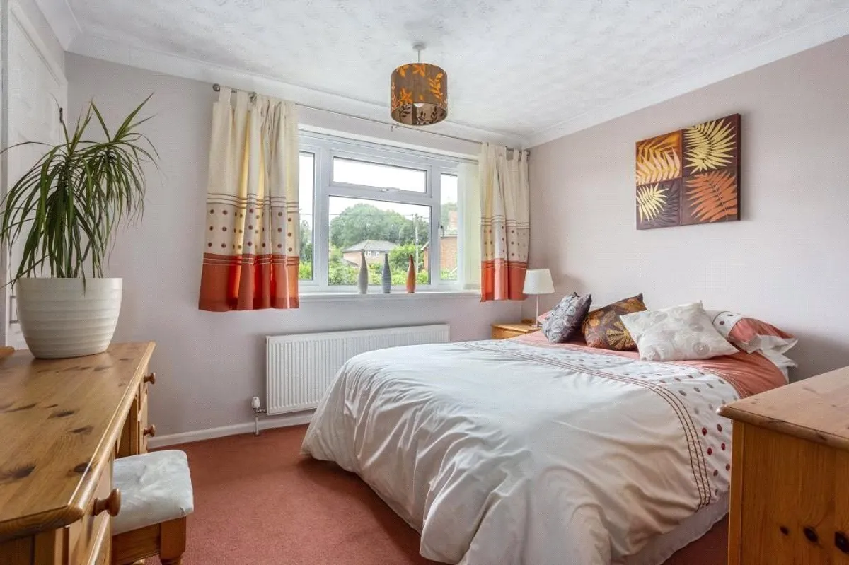 Almond Close, Old Basing, RG24