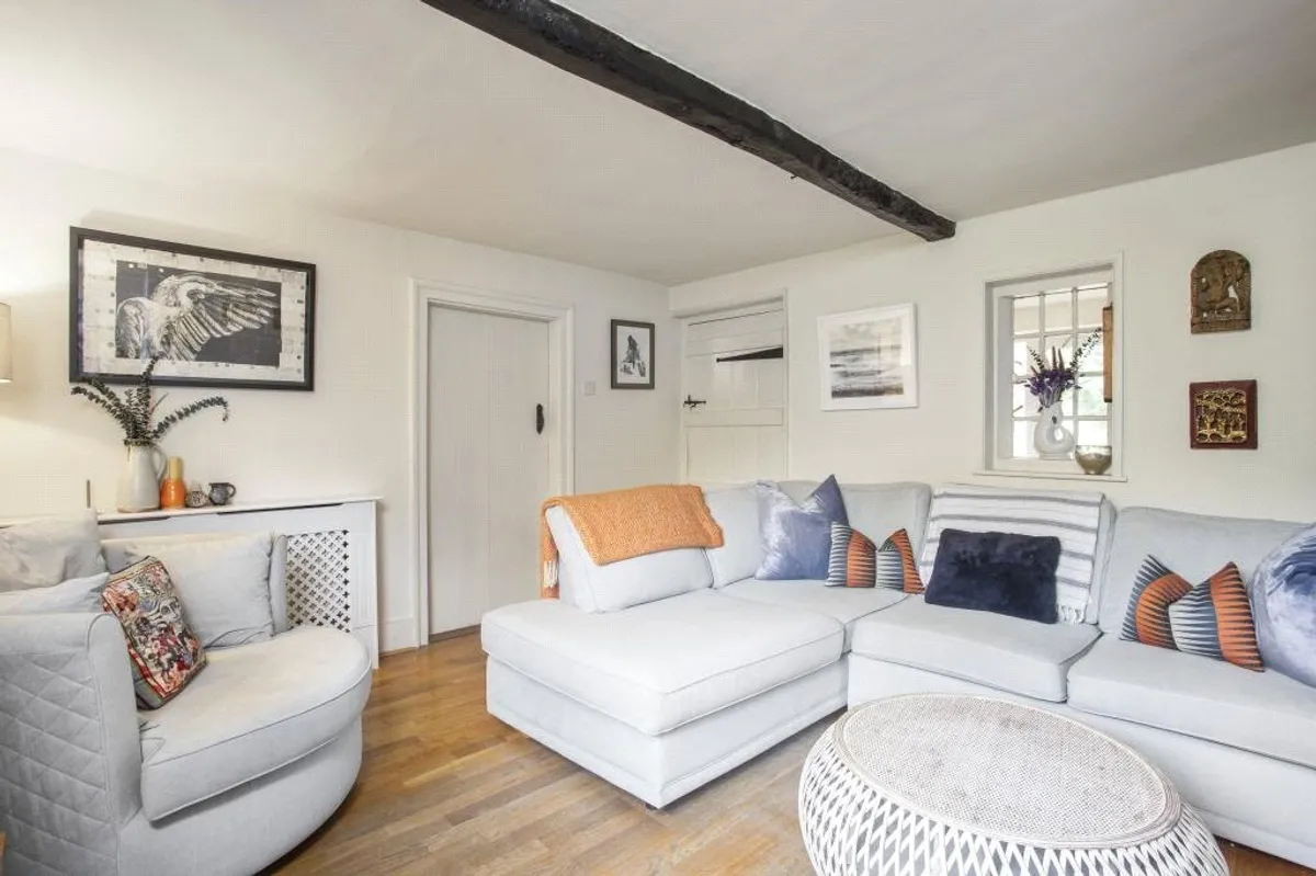 West End, Sherborne St John, RG24