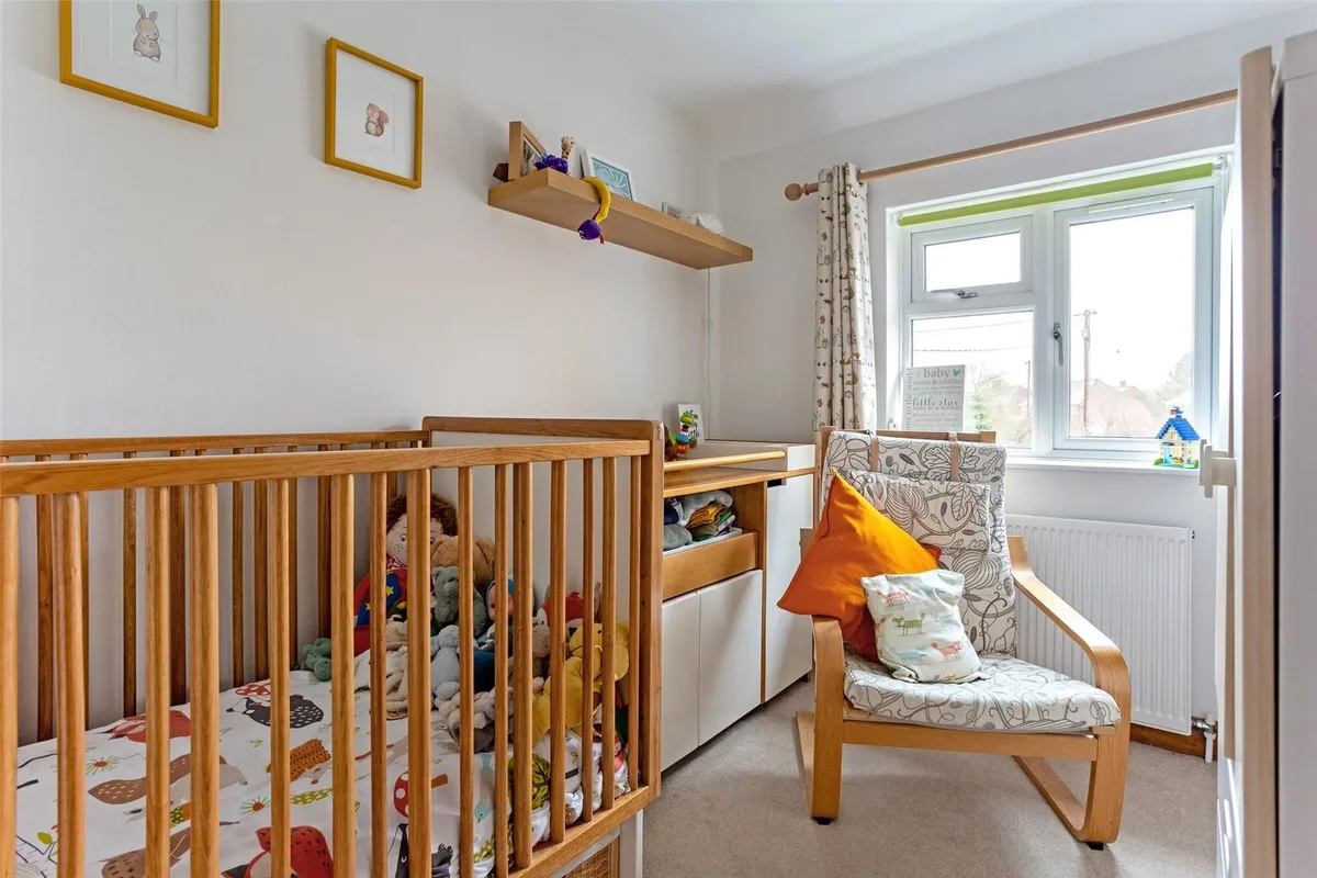 Moat Close, Bramley, RG26