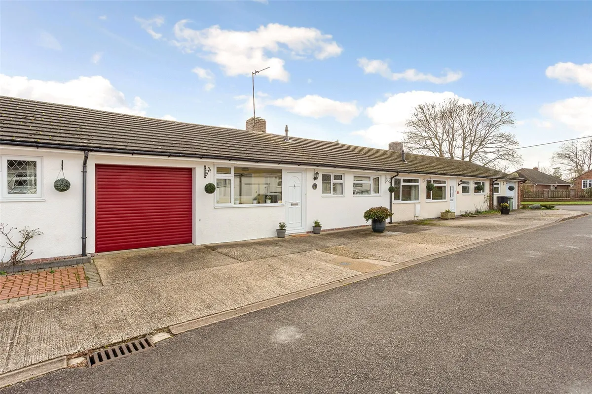 Fairthorne Rise, Old Basing, RG24