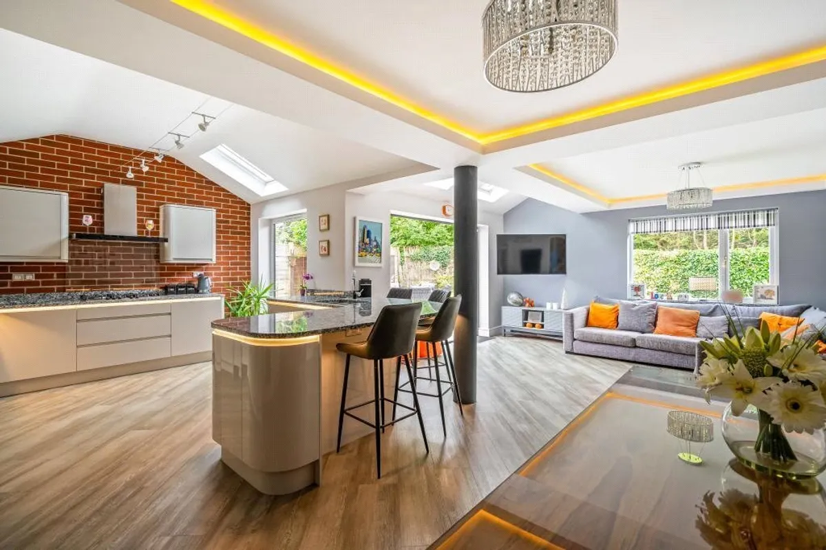 Kempshott Gardens, Kempshott, RG22
