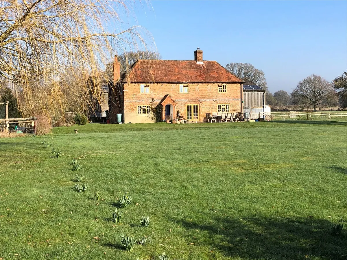 Bramley Road, Little London, RG26