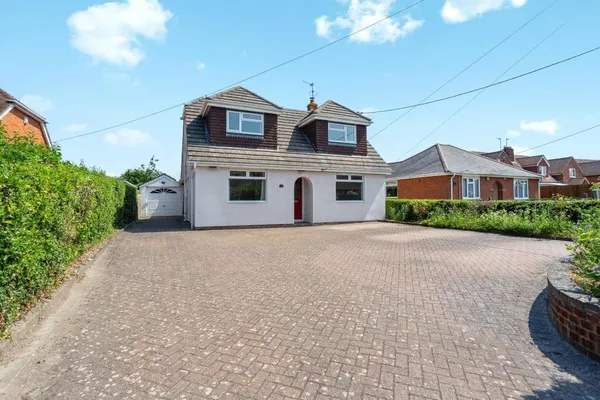 Hatch Lane, Old Basing, RG24