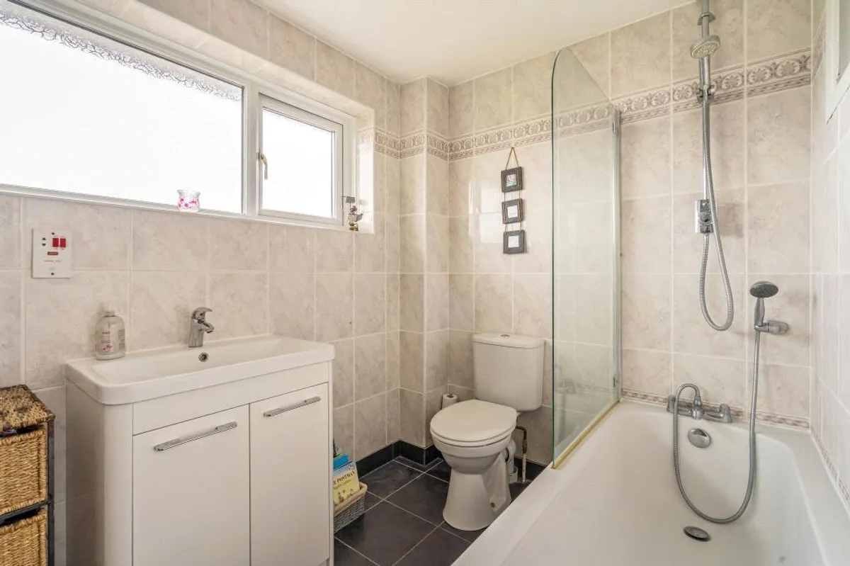 Kempshott Gardens, Kempshott, RG22