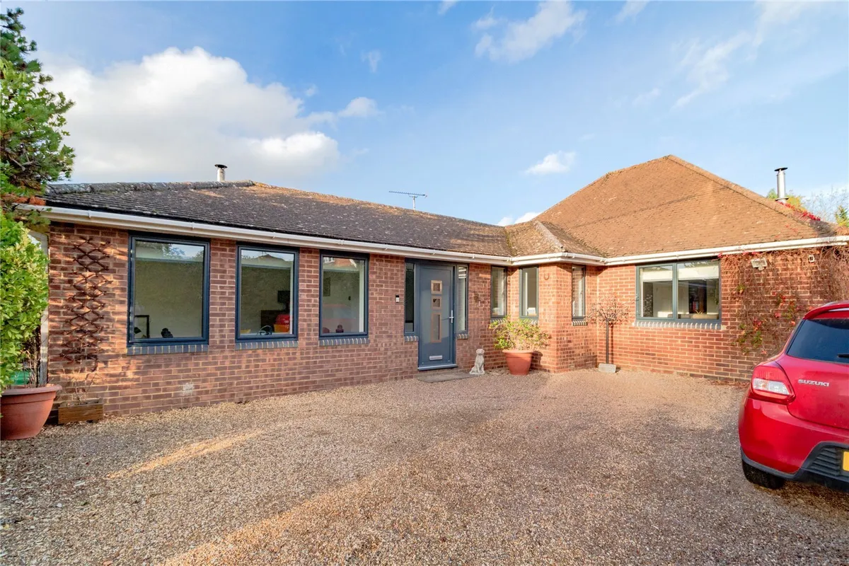 Victoria Cottage, Bramley, RG26