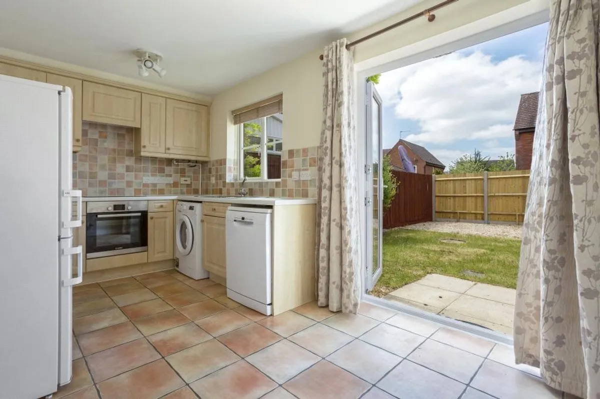 Breadels Field, Beggarwood, RG22