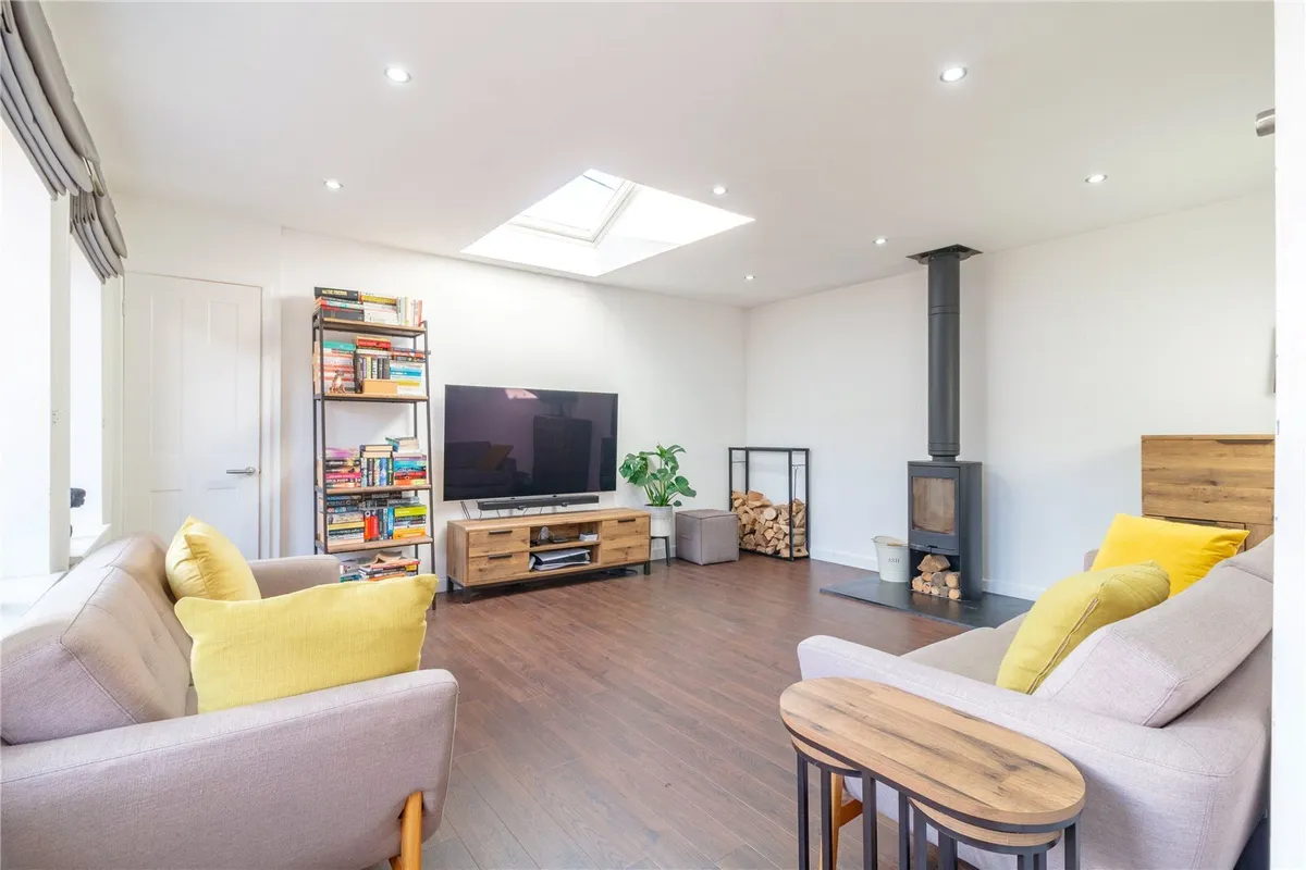 Victoria Cottage, Bramley, RG26