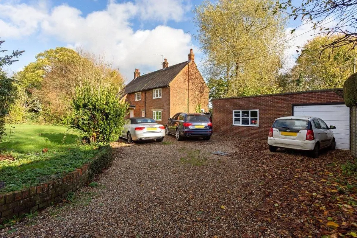 Rookery Cottage, Ellisfield, RG25