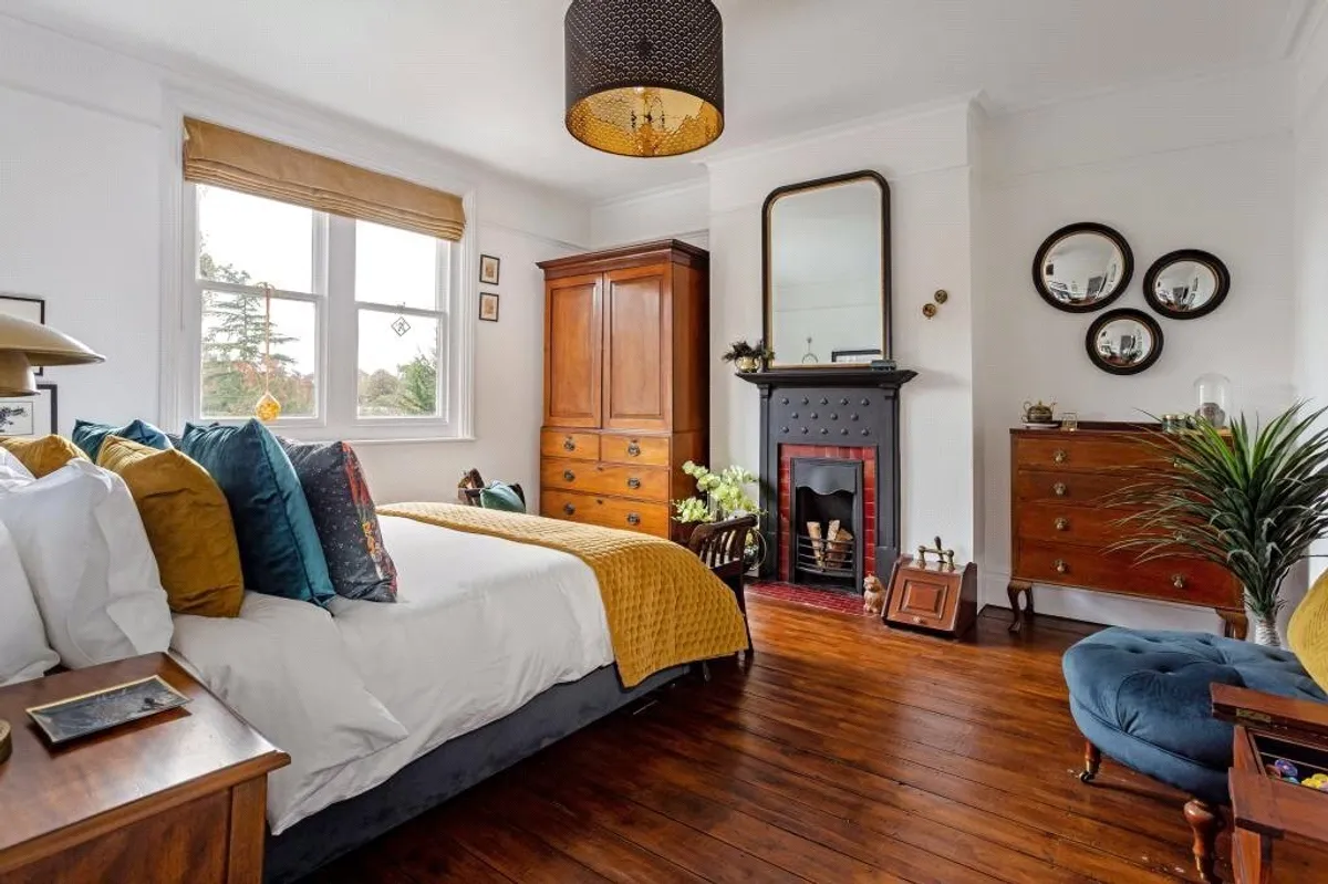 Cliddesden Road, Basingstoke, RG21