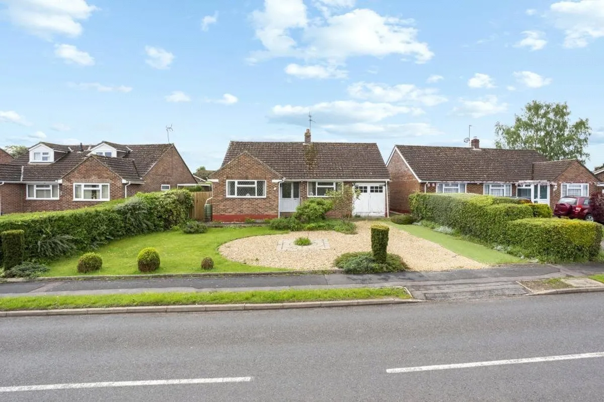 Belle Vue Road, Old Basing, RG24