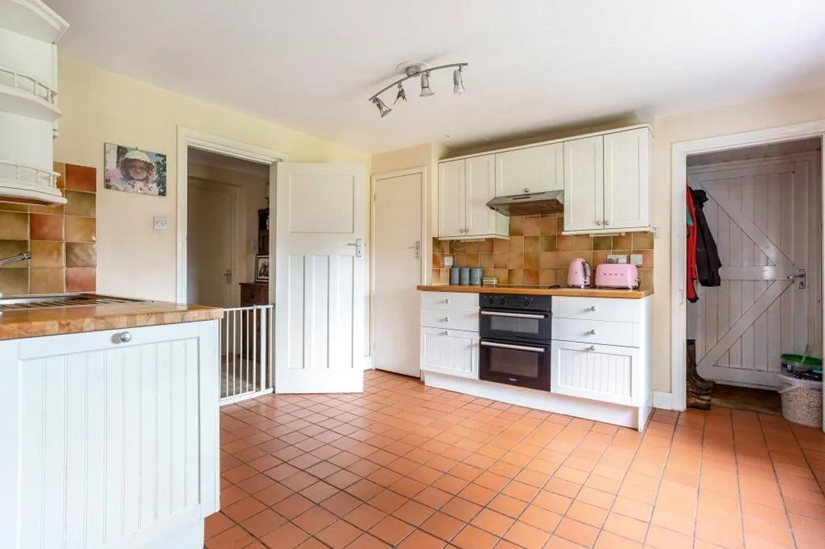 Rookery Cottage, Ellisfield, RG25