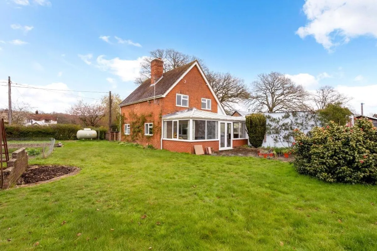 Cottage Farm, Pamber Green, RG26