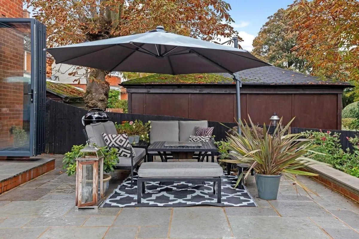 Cliddesden Road, Basingstoke, RG21