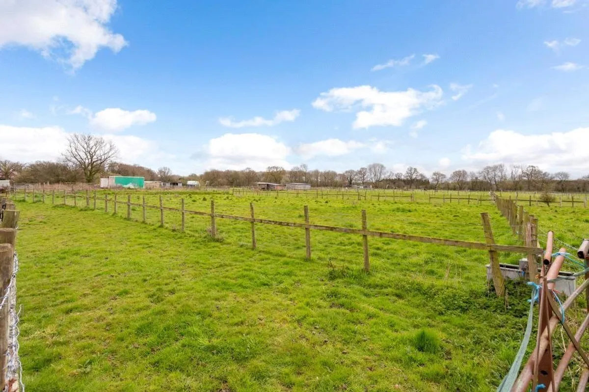 Cottage Farm, Pamber Green, RG26