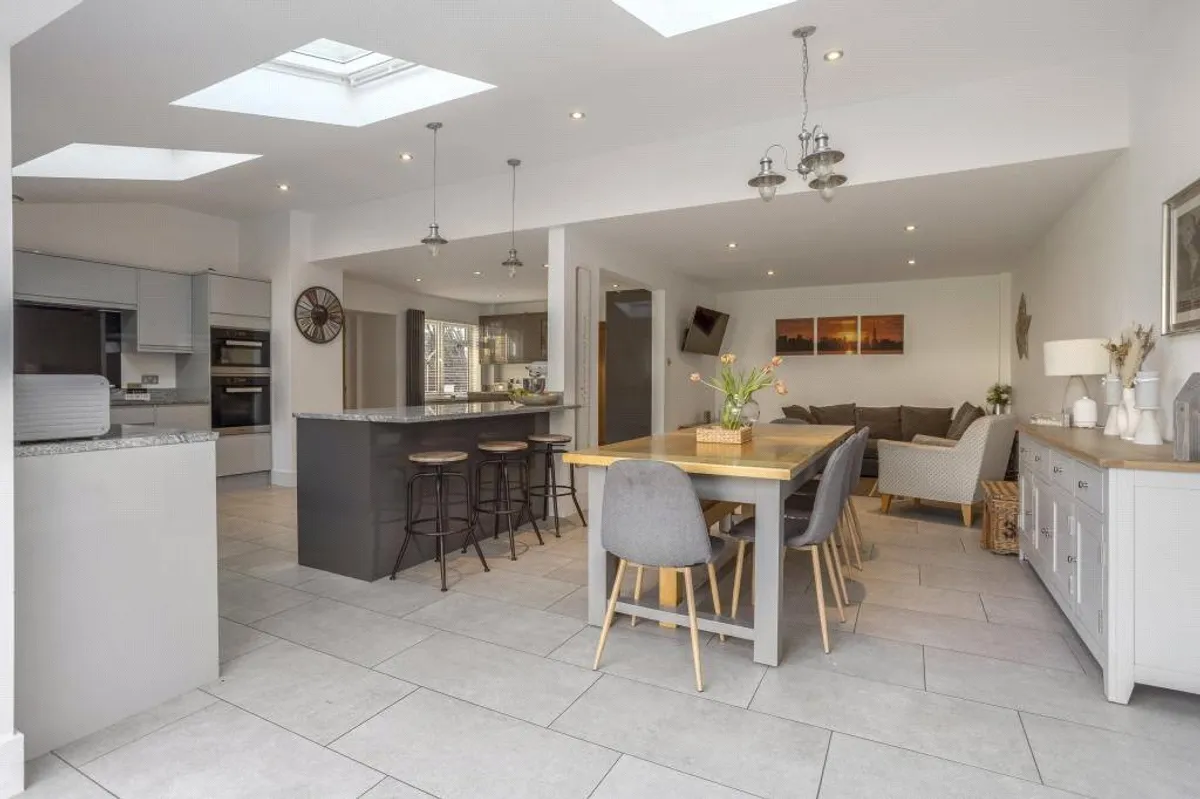 Lightfoot Grove, Basingstoke, RG21