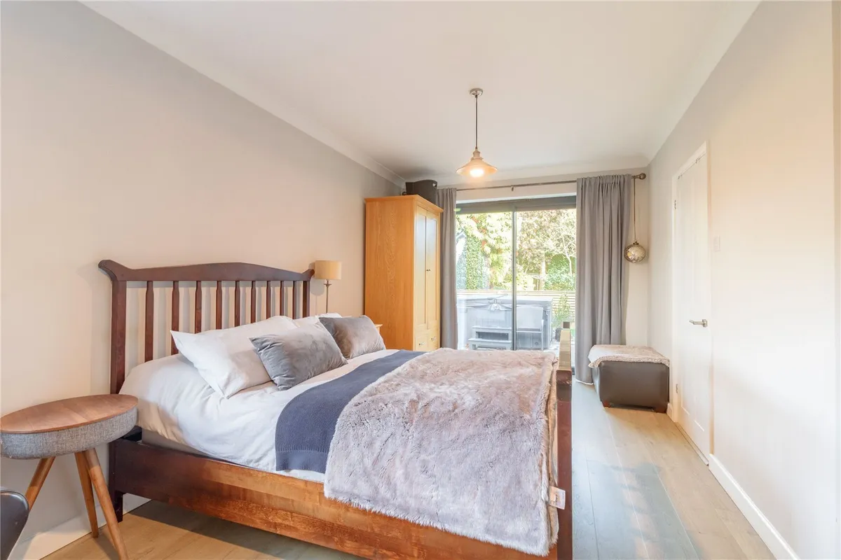 Victoria Cottage, Bramley, RG26