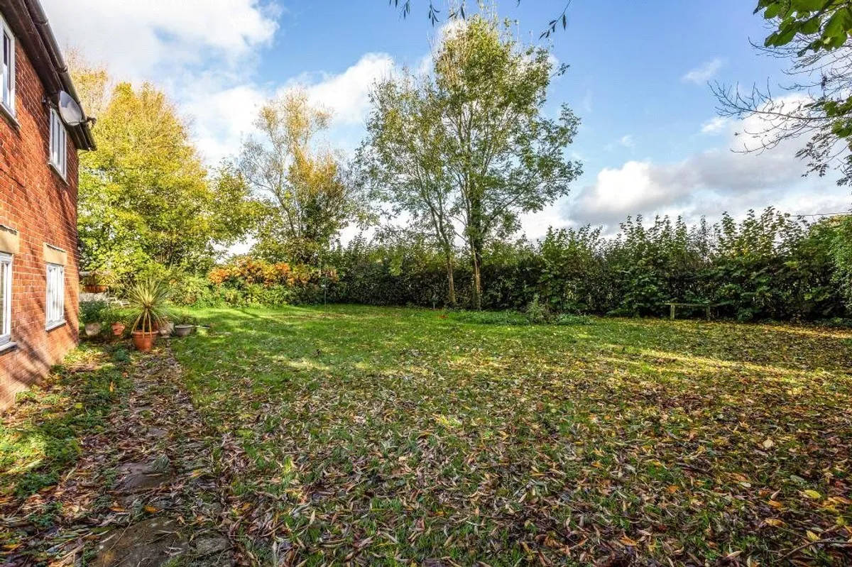 Rookery Cottage, Ellisfield, RG25