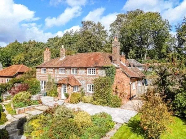 Grayshott, North Waltham, Basingstoke, Hampshire, RG25