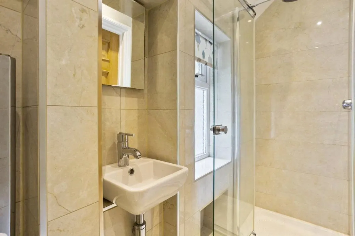 Wellington Terrace, Basingstoke, RG23