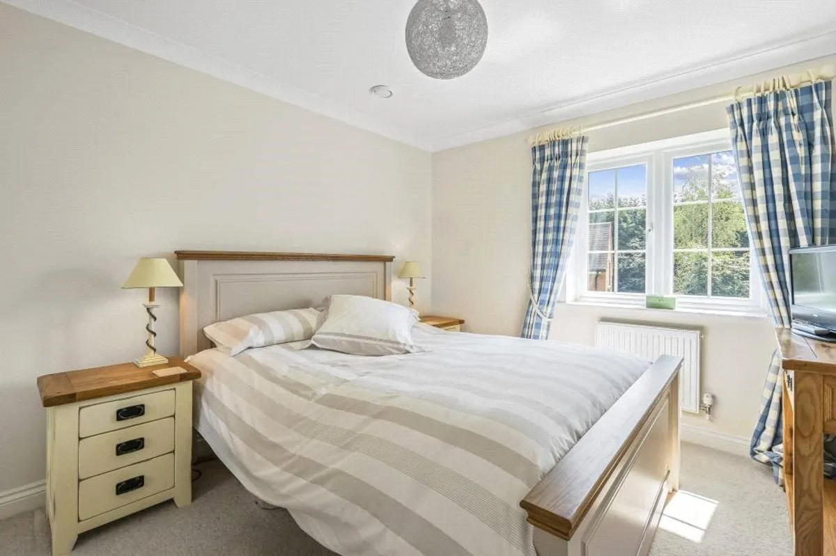 Elmtree House, Cliddesden, RG25