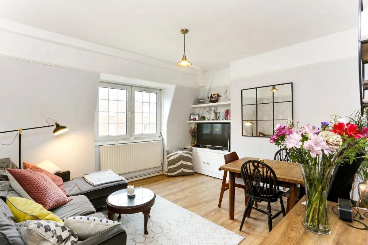 Adare Walk, Streatham Hill, London, SW16
