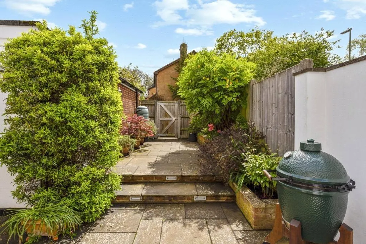 Wellington Terrace, Basingstoke, RG23