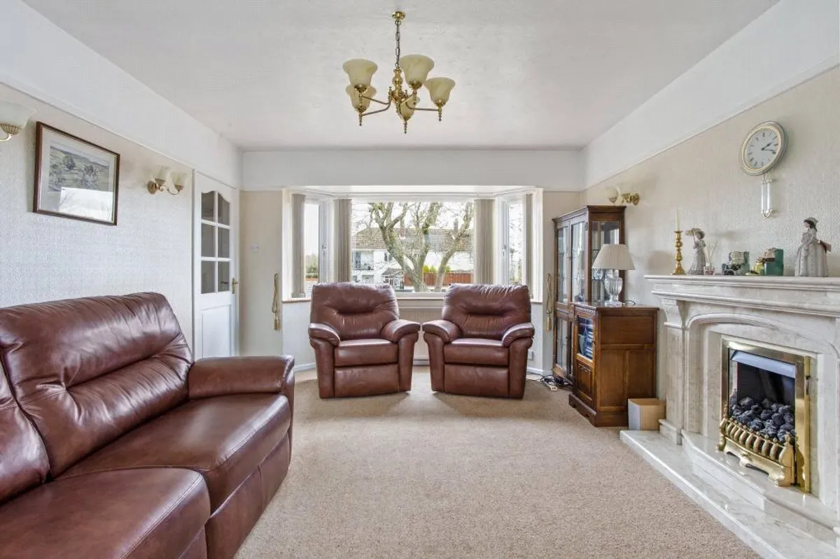 Salisbury Gardens, Basingstoke, RG22
