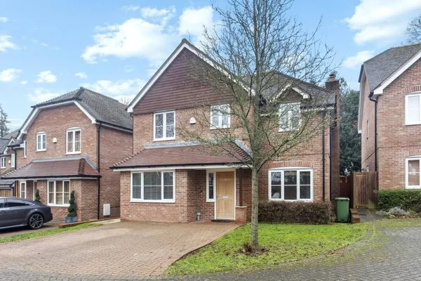 Cliddesden Court, Basingstoke, RG21