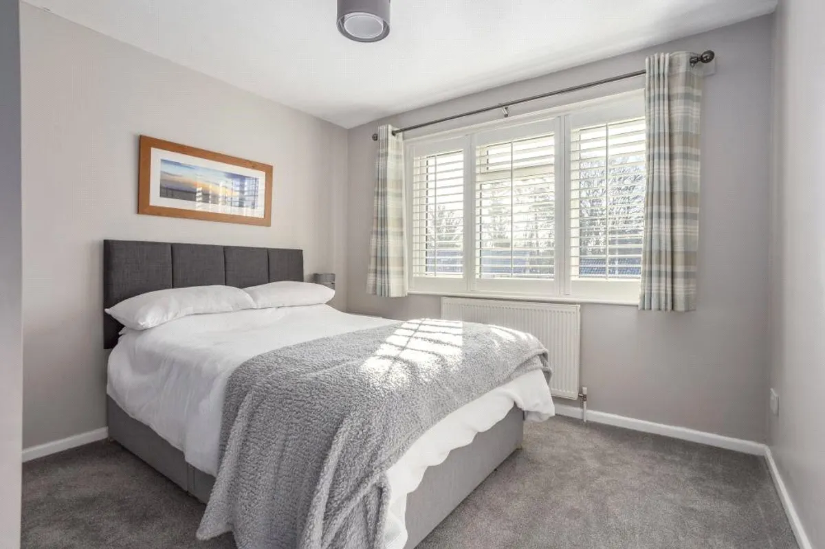 Lightfoot Grove, Basingstoke, RG21
