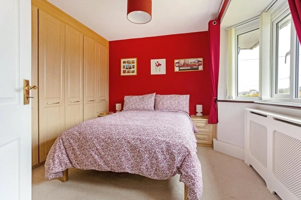 Byfleet Avenue, Old Basing, RG24