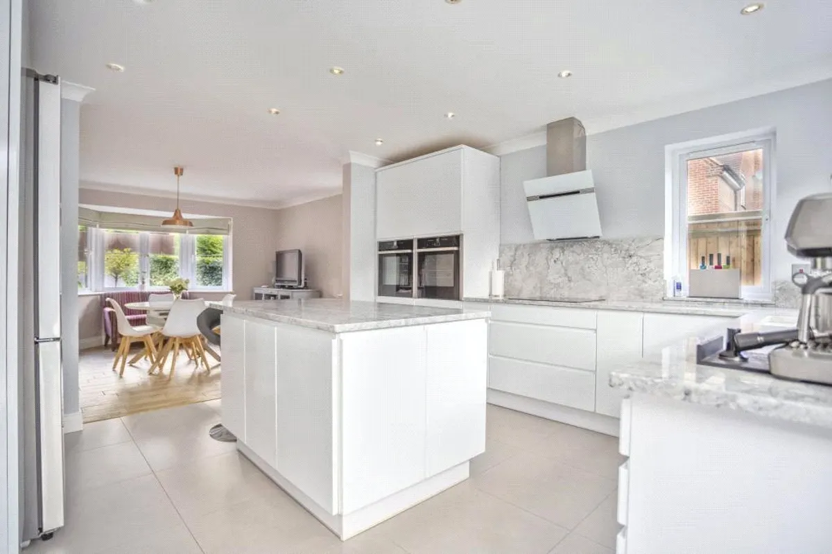 Elm House, Wash Water, RG20