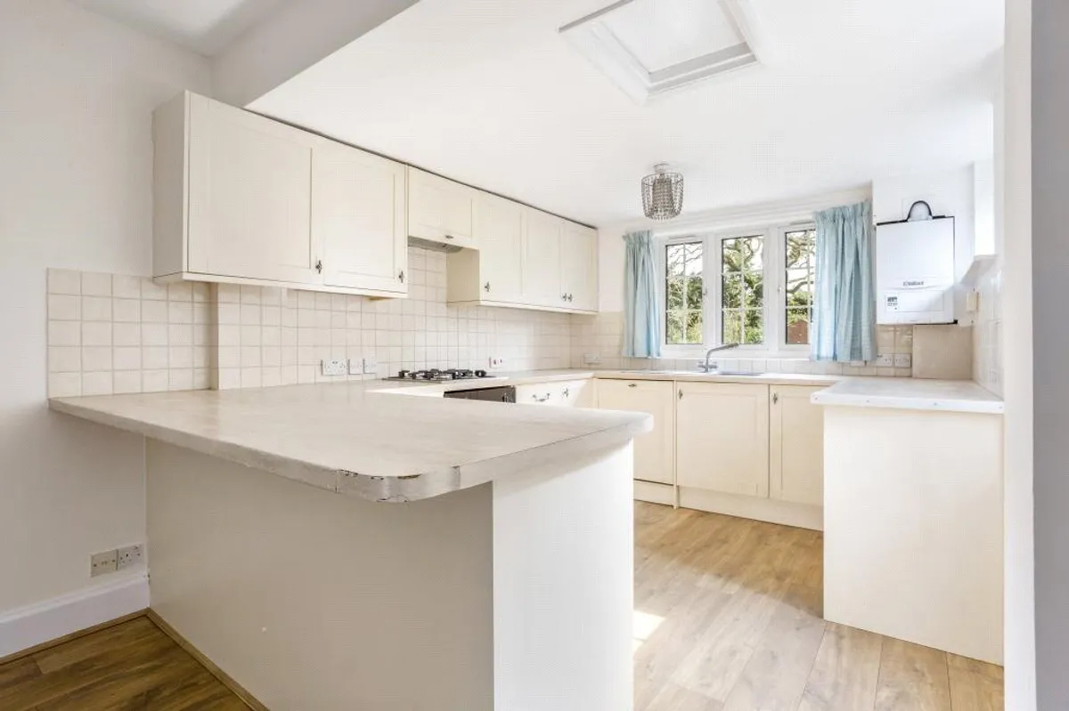 Alexandra Terrace, Sherfield On Loddon, RG27