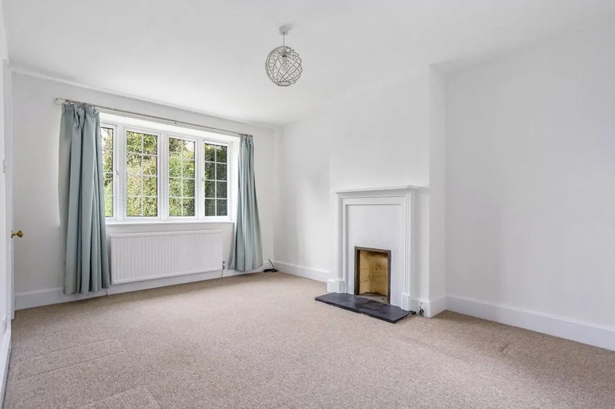Alexandra Terrace, Sherfield On Loddon, RG27