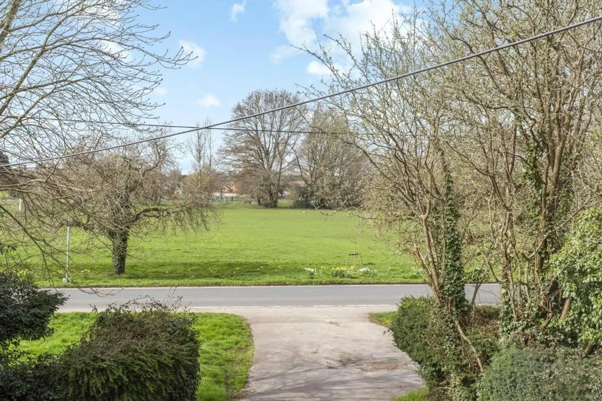 Alexandra Terrace, Sherfield On Loddon, RG27