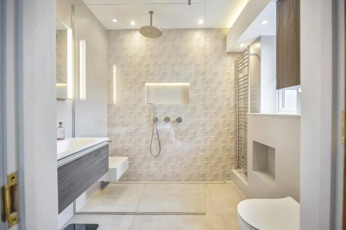 Elm House, Wash Water, RG20