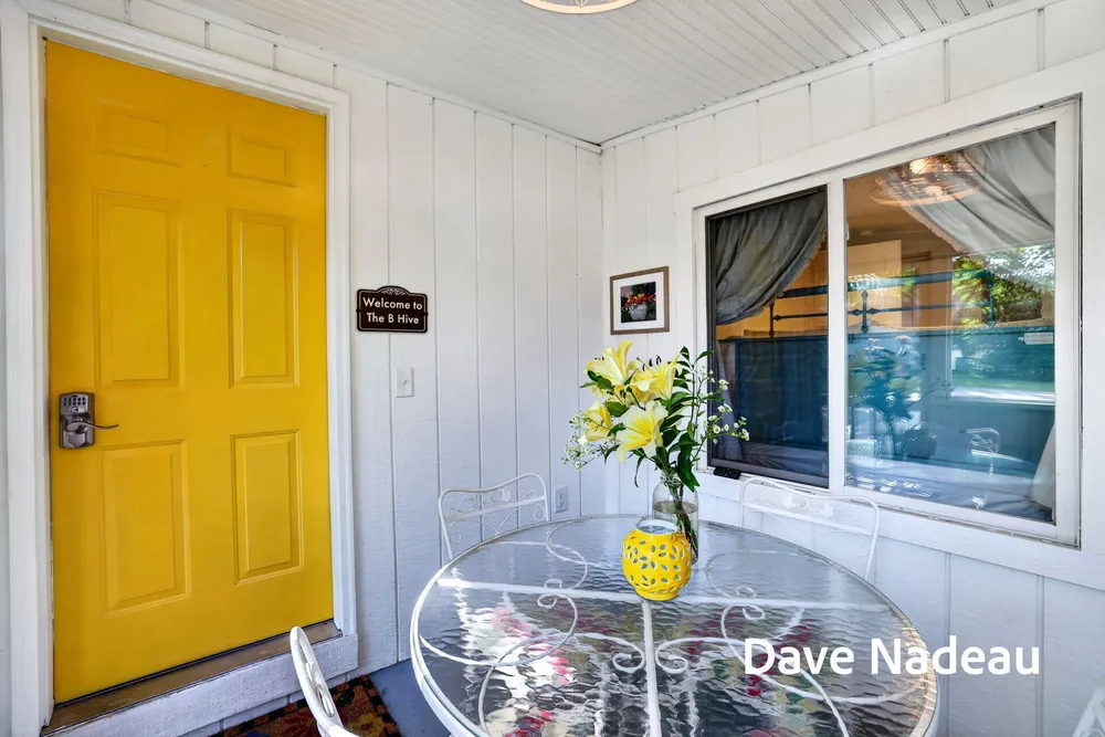 3581 65th St, Saugatuck, MI 49453-9792
