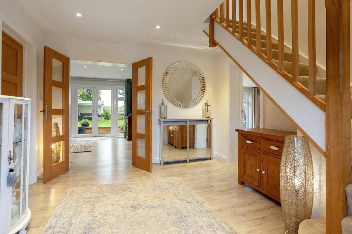 Silchester Road, Bramley, RG26