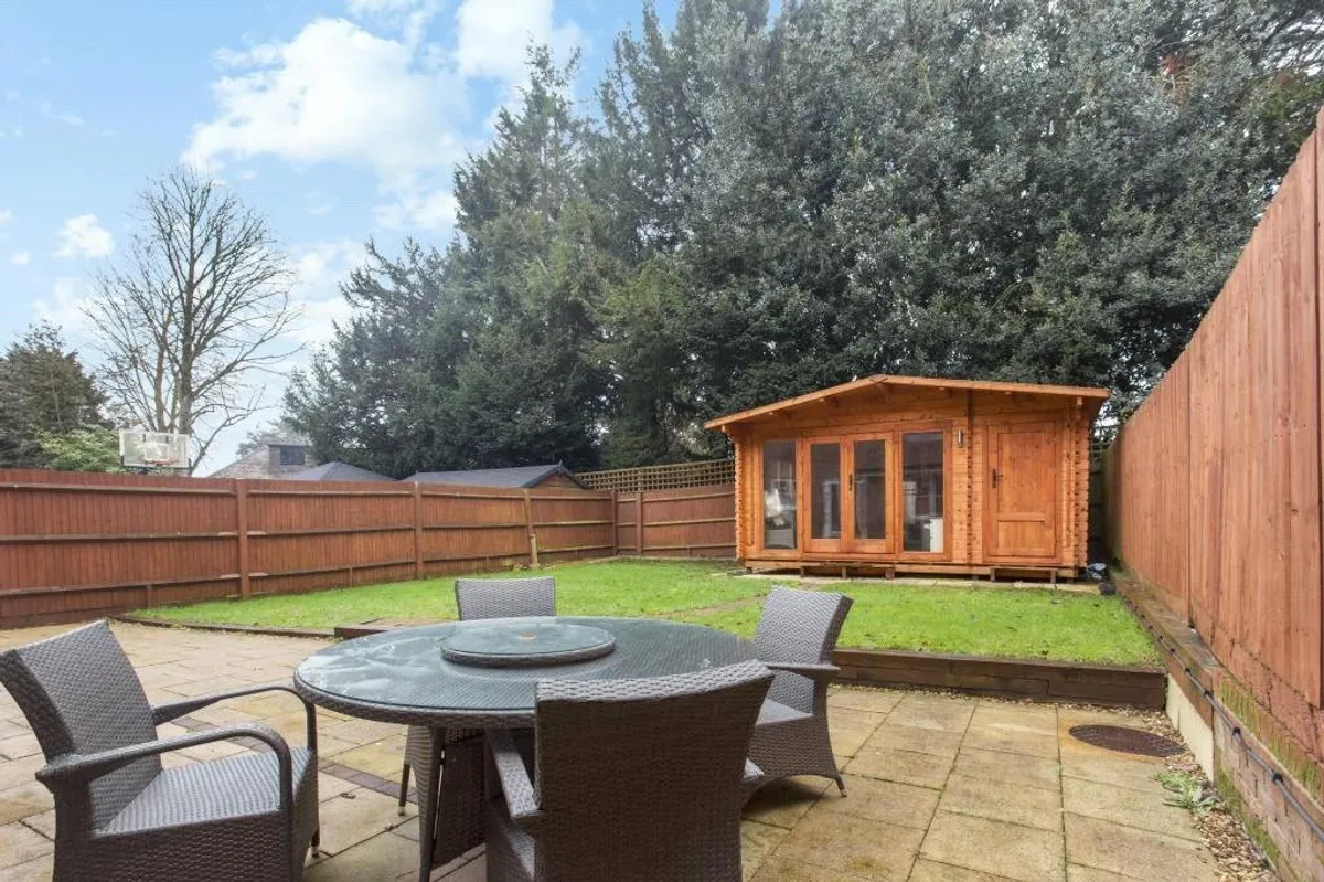 Cliddesden Court, Basingstoke, RG21