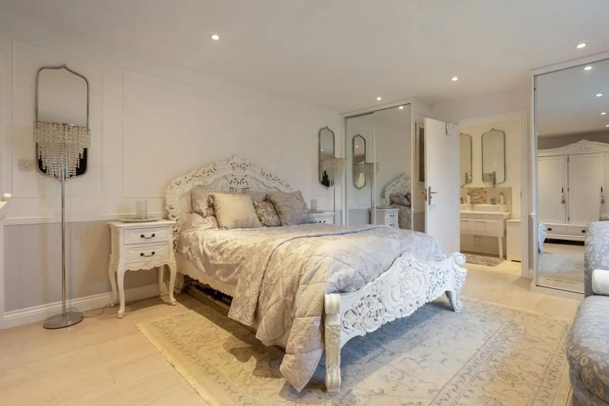 Silchester Road, Bramley, RG26