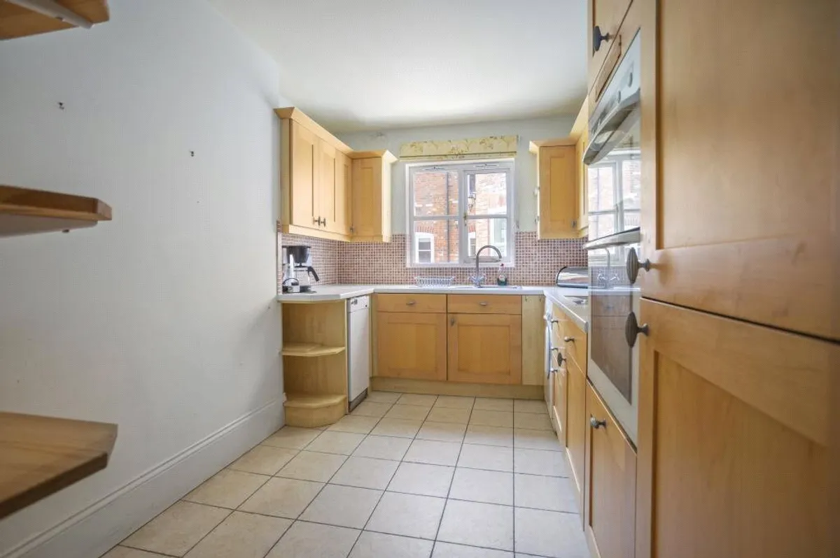 Mortimer Hall, Mortimer, RG7