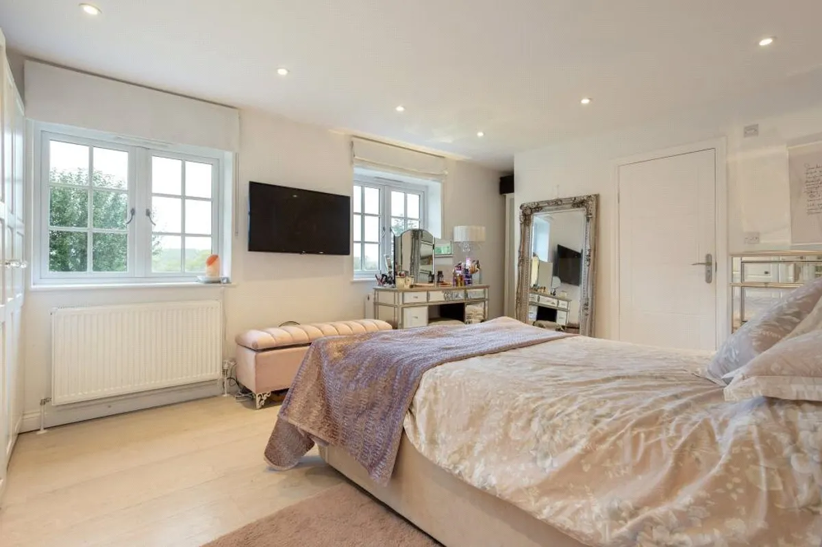 Silchester Road, Bramley, RG26