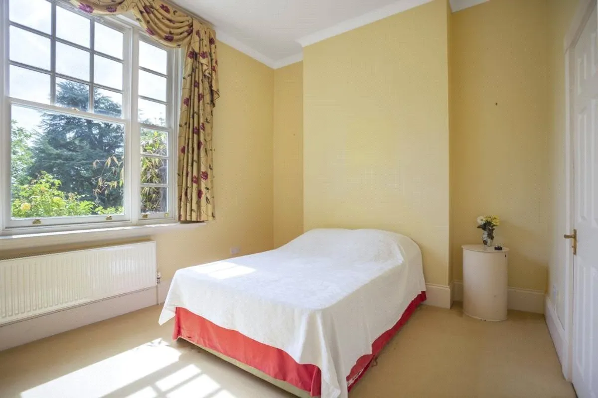 Mortimer Hall, Mortimer, RG7