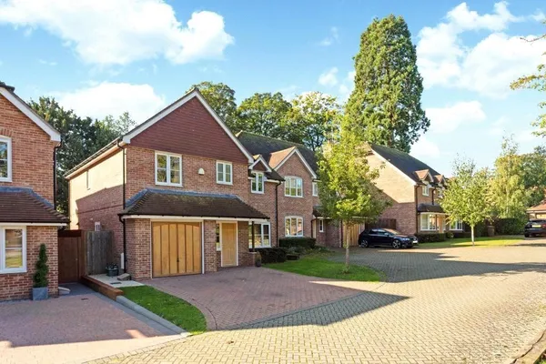Cliddesden Court, Basingstoke, RG21