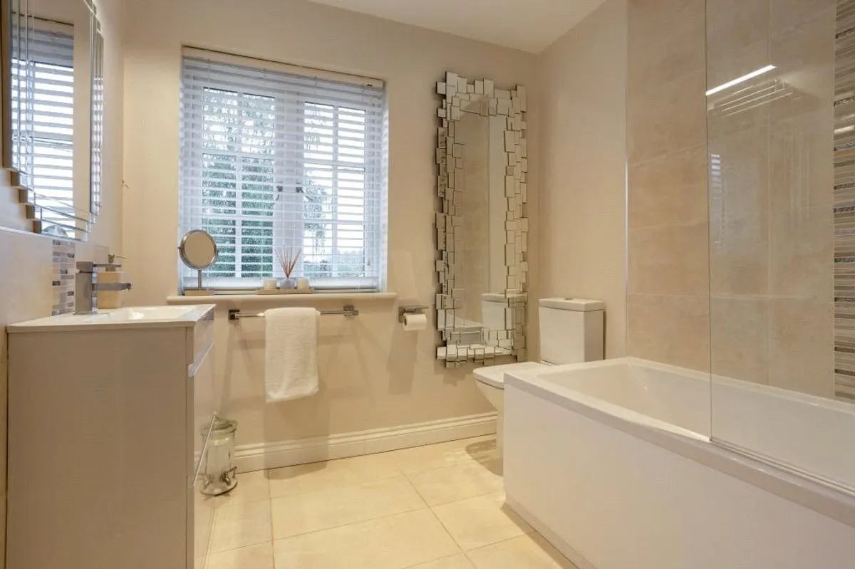 Silchester Road, Bramley, RG26