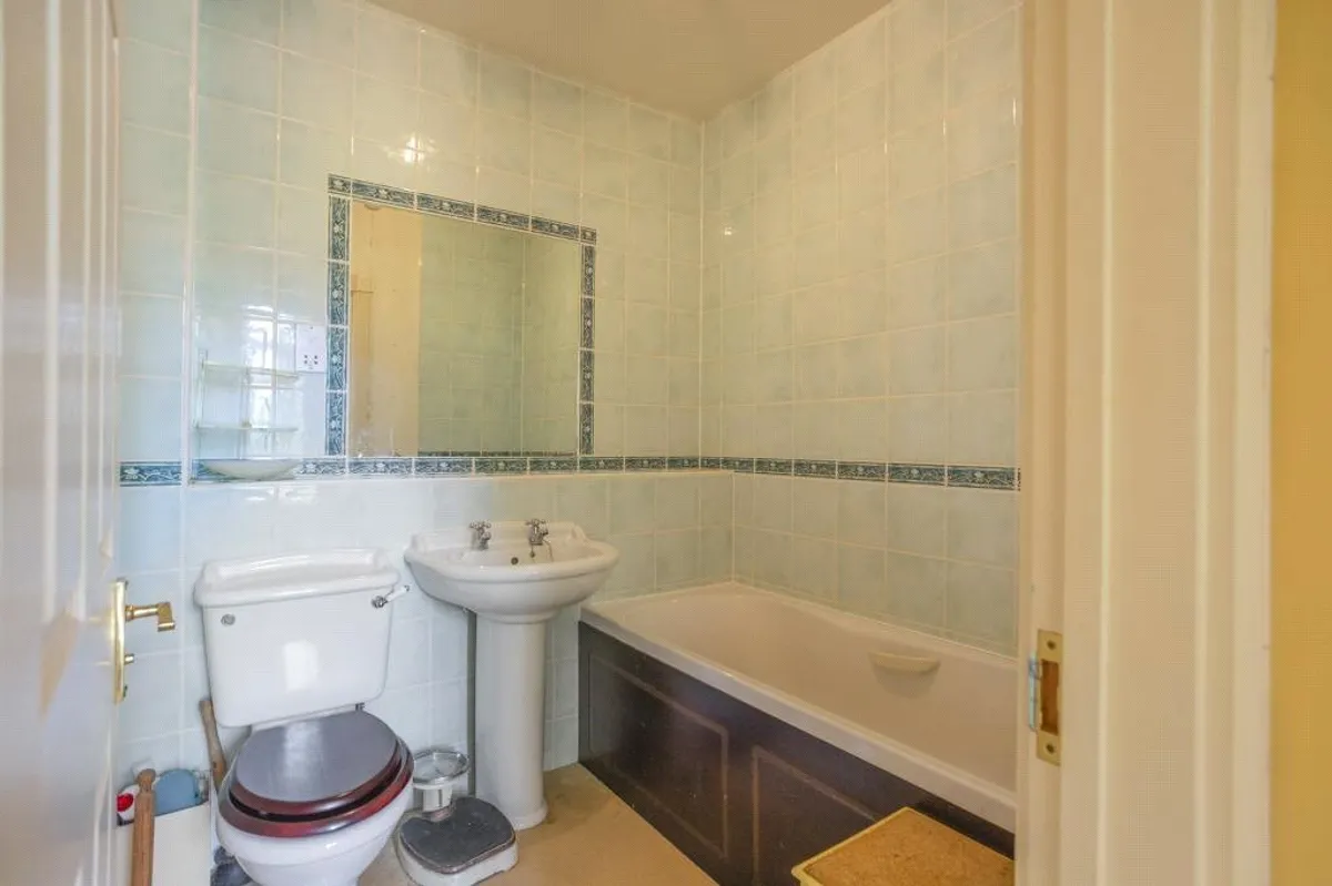 Mortimer Hall, Mortimer, RG7