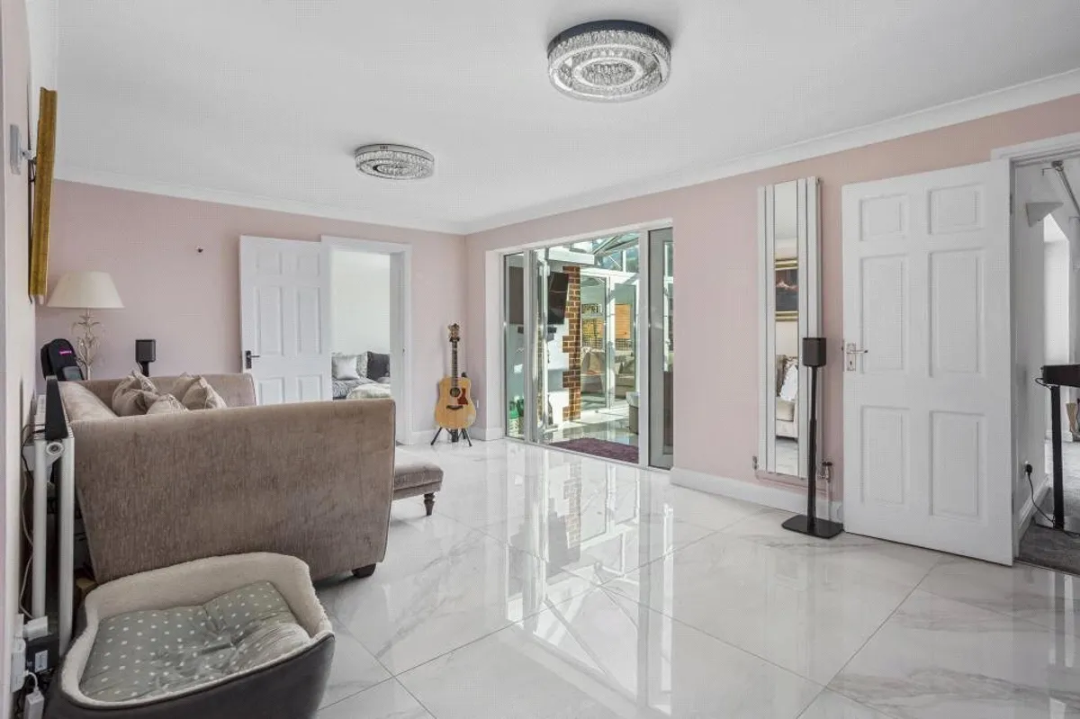 Oakley Lane, Oakley, RG23