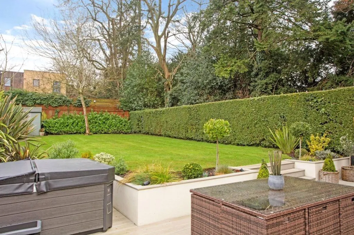 Eastrop Lane, Basingstoke, RG21